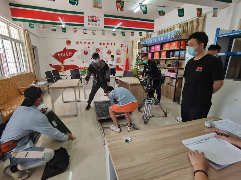 射阳县广告片拍摄公司：极简主义践行者，少即是多的视觉哲学